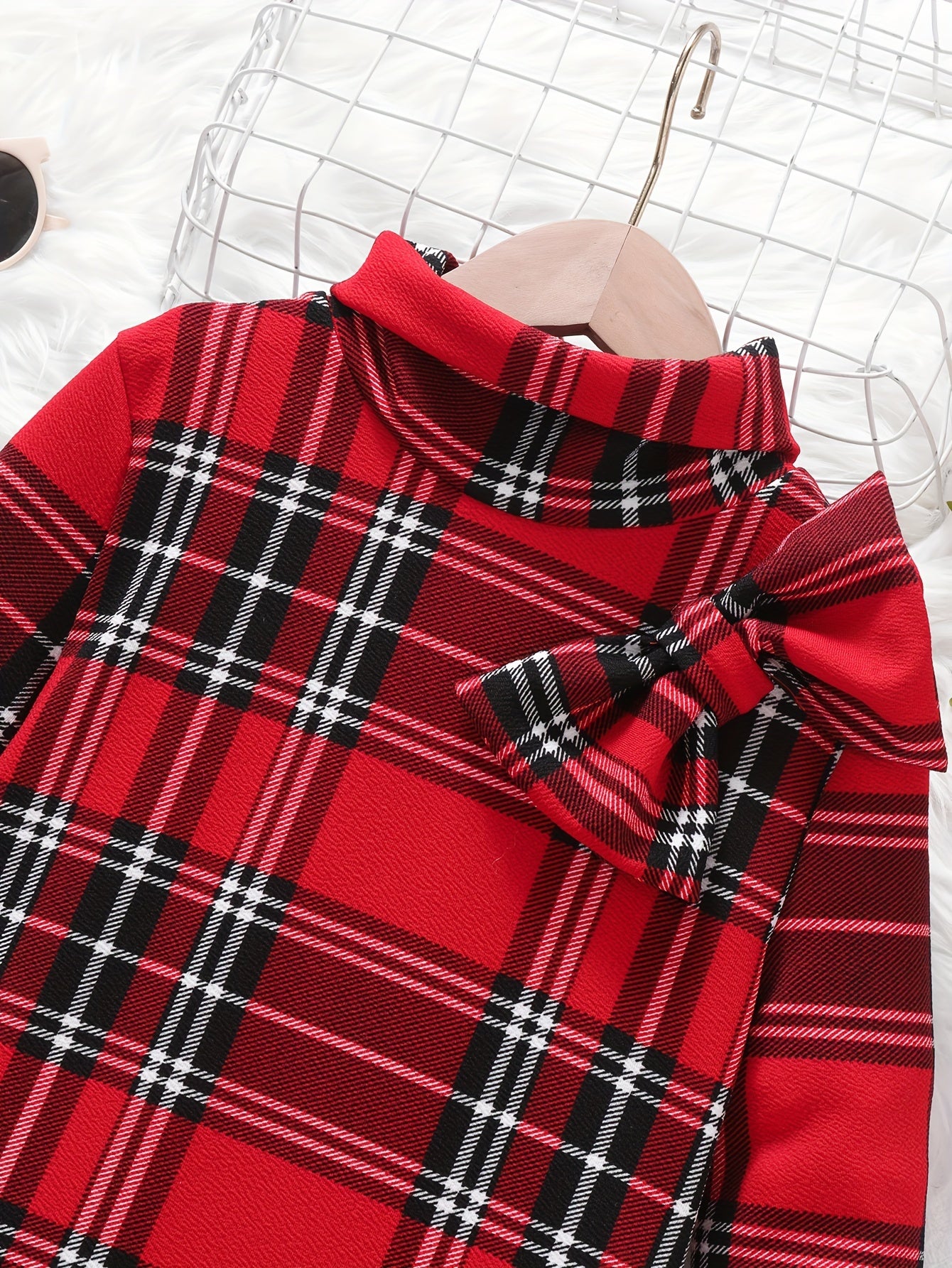 Charming Classic Plaid Long Sleeve Bow Decor Dress for Girls - Vintage-Inspired, Soft and Cozy, Perfect for Spring, Fall, Winter, and Christmas Gift Ideas