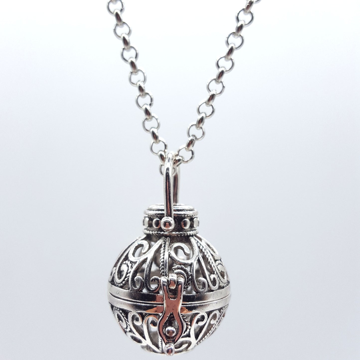 vakkv HOTan and NEWn Style Necklace Ornament Volcanic Rock Pendant Magic Box Pendant Couple's Fashion All-Matching Pendant