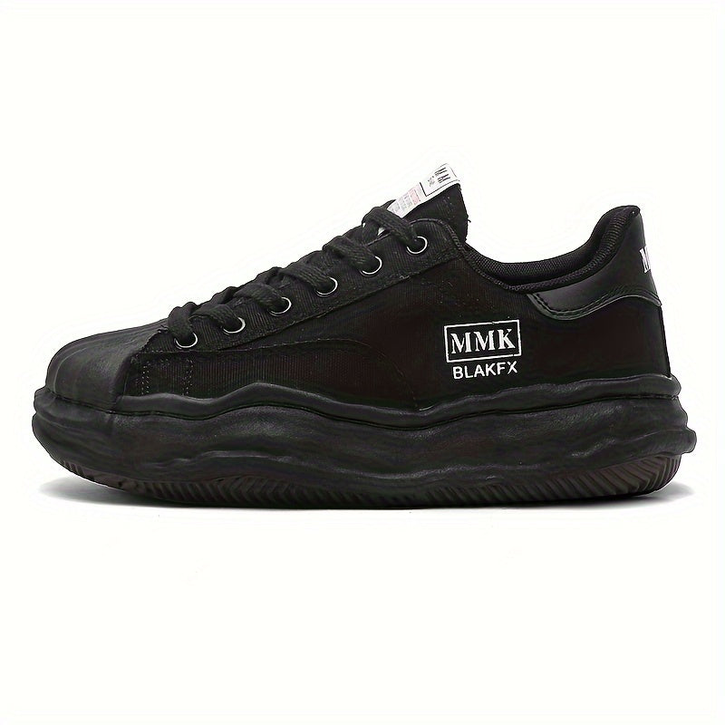 Sleek Low-Top Sneakers: Casual, Minimalist, and Trendy Design with Pure Color, Suitable for Men, Ideal for Casual Wear, Training, and Parties. Features Fabric Upper, Rubber Outsole, and PU Insole.