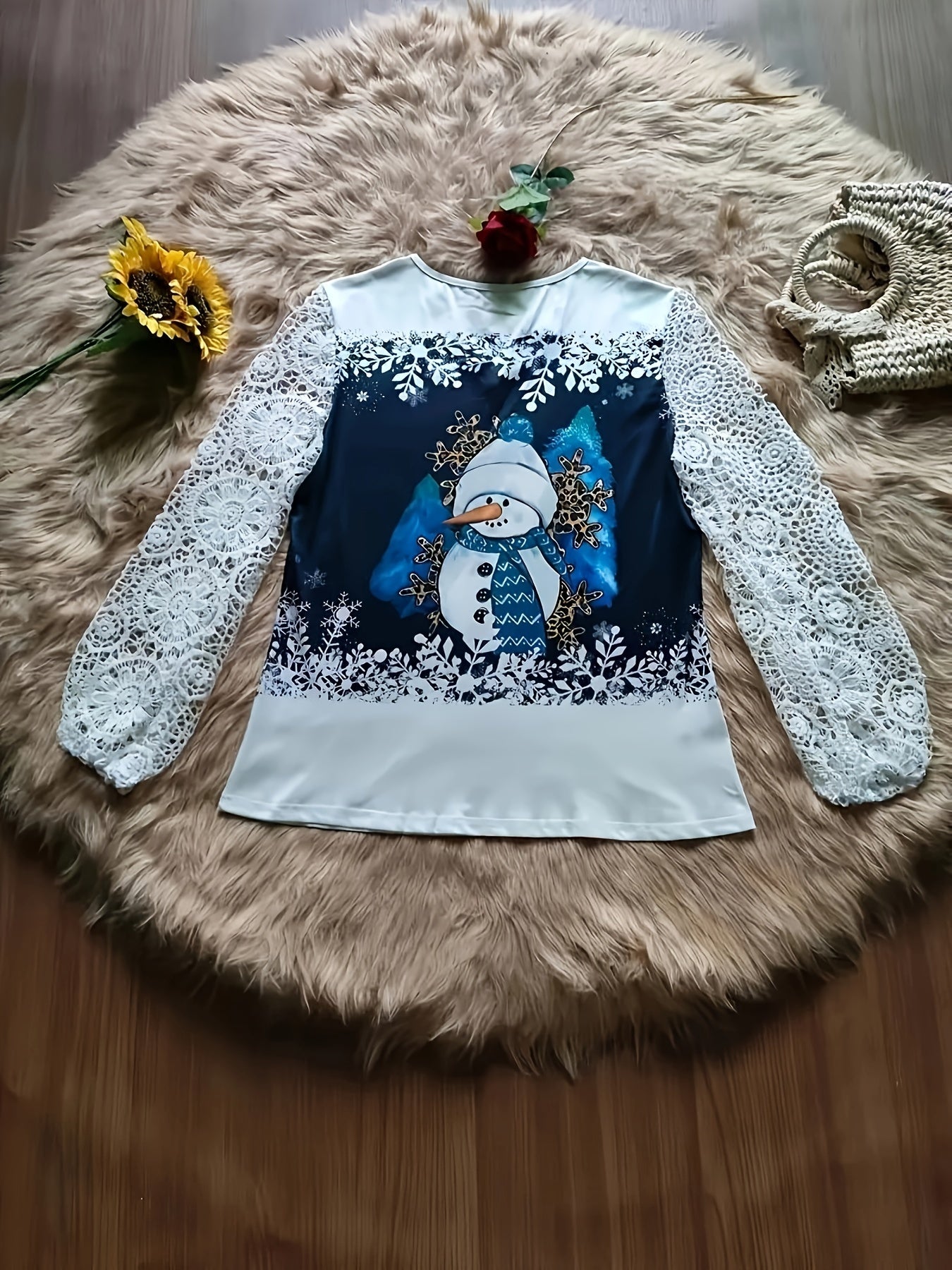 Elegant Christmas Lace-Trim V-Neck Top with Snowman Print - Long Sleeve, Machine Washable - Perfect for Spring & Fall