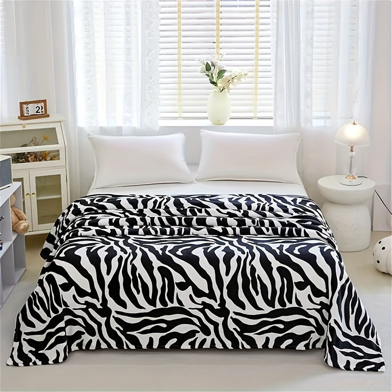 1pc Zebra Pattern Printed Flannel Blanket, Cozy Soft Throw Blanket For Couch Bed Sofa Camping Travelling, Multi-purpose All Season Blanket Gift For Adults, Christmas Birthday Gift