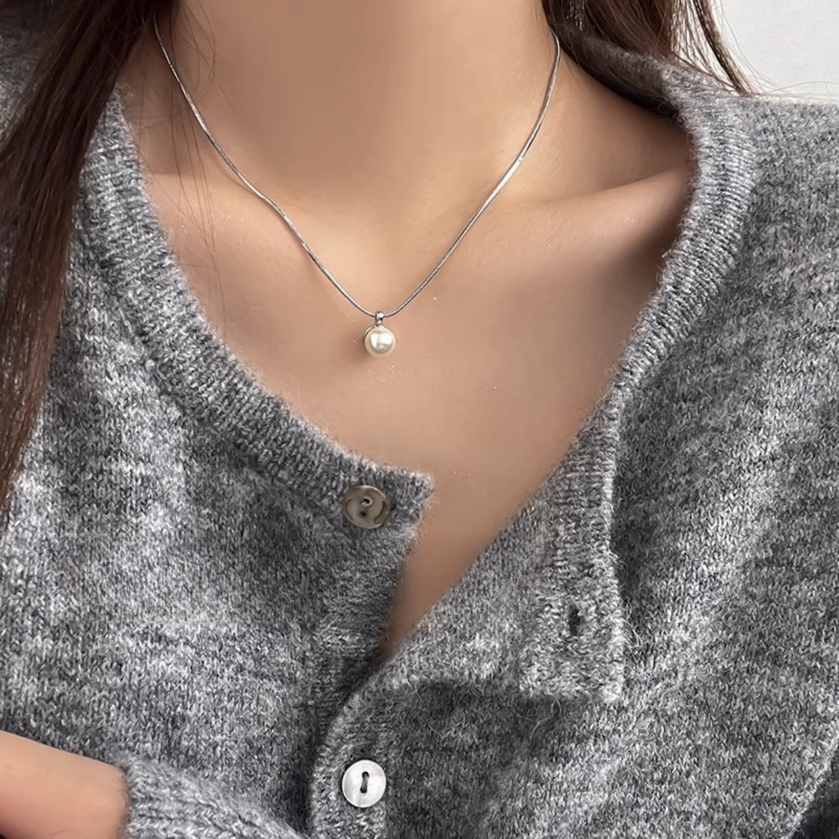vakkv Double-Layer Twin Pearl Necklace for Women New Special Interest Light Luxury High-Grade Clavicle Chain Simple Graceful Necklace