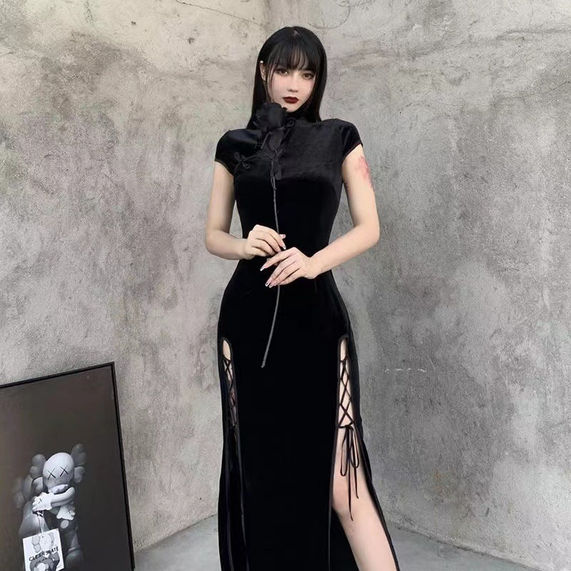 VAKKV Retro Chinese Style Velvet Cheongsam Improved Dress New Chinese Style Split Tall Cool Chic Black Temperament Long Dress