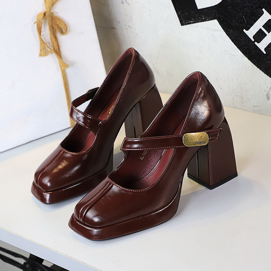VAKKV 2025 1868-K93 retro style high heels women's shoes thick heel high heel waterproof table metal buckle one-word belt single shoes