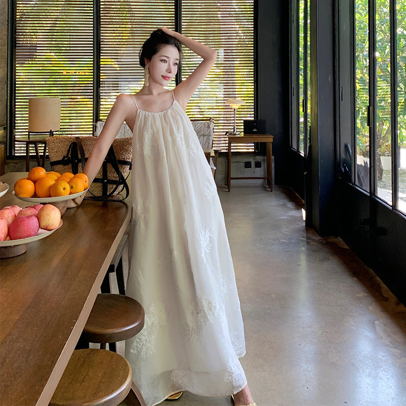 2025 New Chinese three-dimensional embroidery gentle wind elegant fairy suspender dress summer seaside vacation backless long skirt