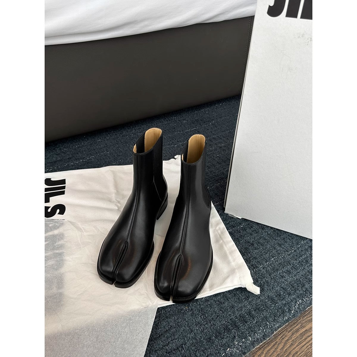 2025 Cowhide version~ Grape mother same shoes sub-toe short boots British style versatile medium tube thick heel elastic Chelsea boots women