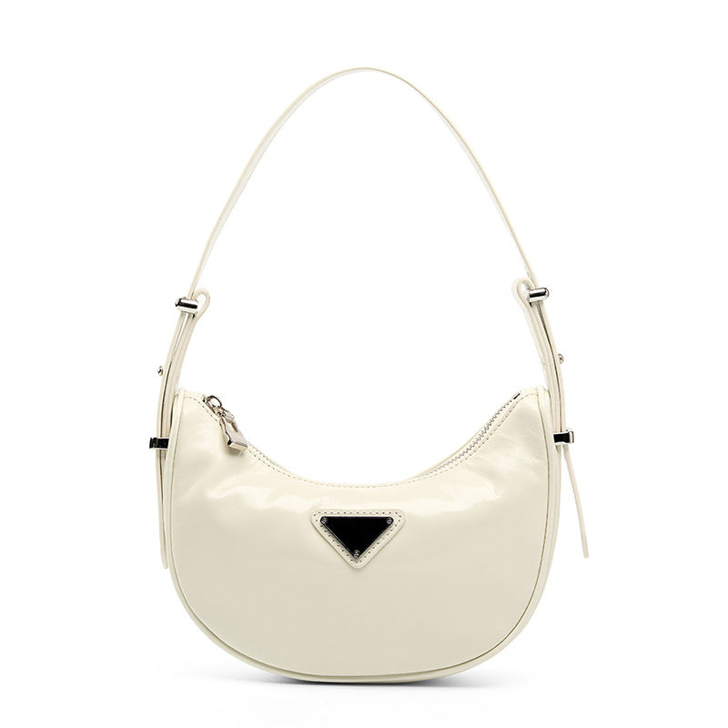 VAKKV 2025 Summer first-layer cowhide crescent bag women's popular new spring and summer senior half-moon bag commuter shoulder messenger bag
