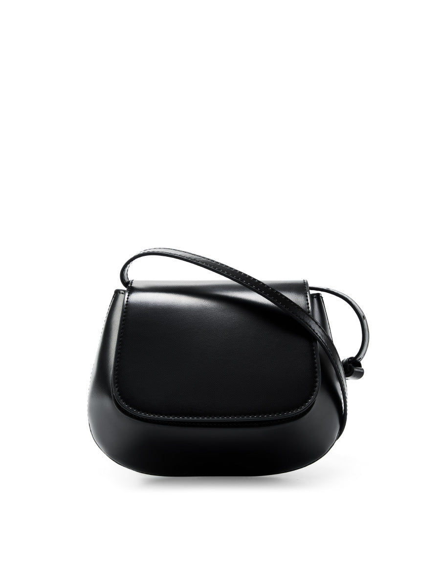 2025 Niche fashion shoulder women's bag new chestnut bag texture retro saddle bag messenger bag