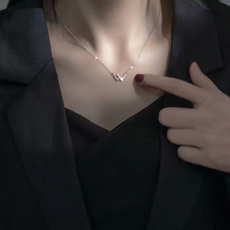 S925 Silver Light Luxury Necklace Versatile Trendy Clavicle Chain Female Butterfly Simple Niche High Sense Elegant Sweater Chain Ornament