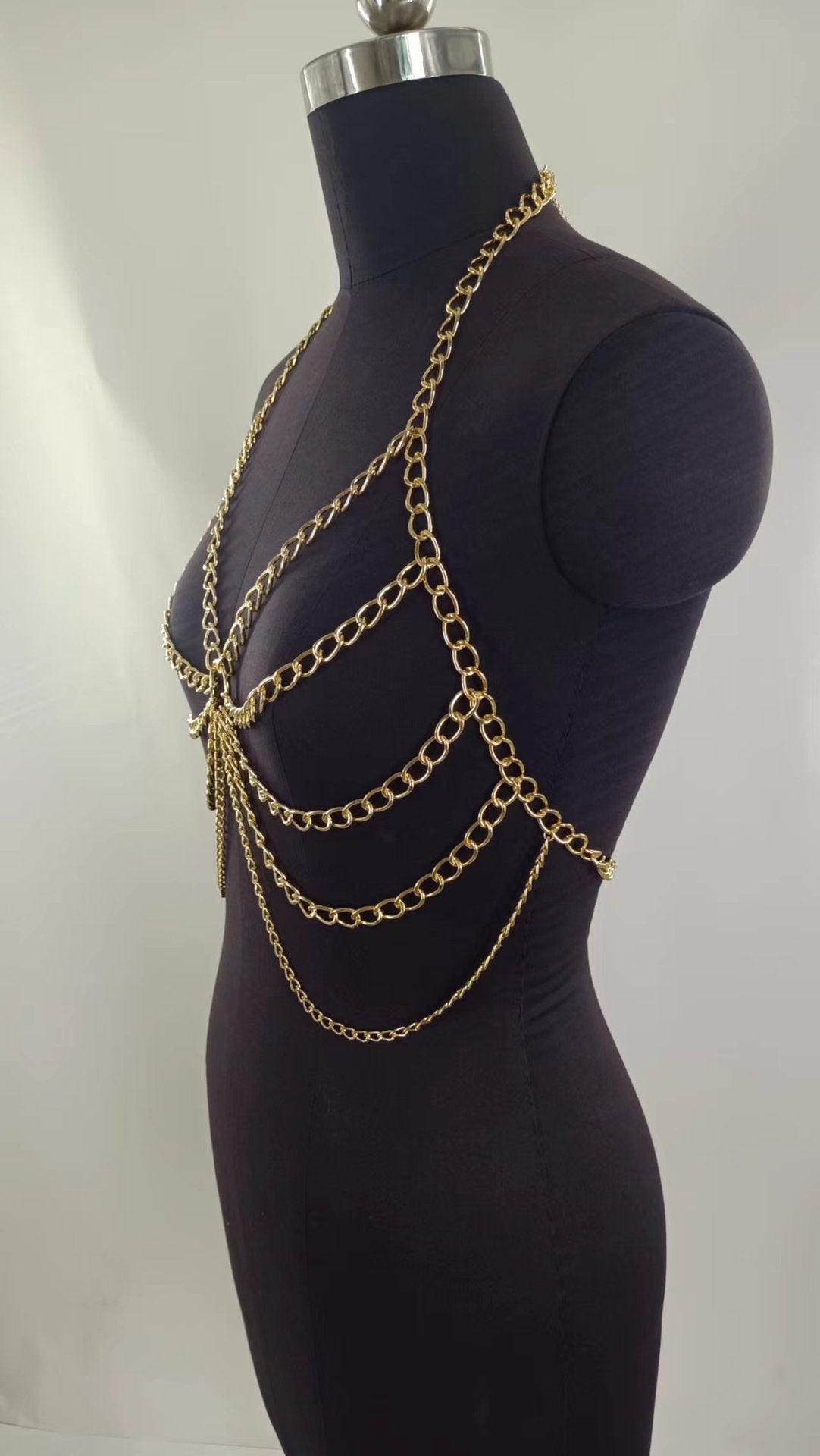 2025 MW3169 2025 vest sexy small ring metal chain connected neck halter top small vest body chain