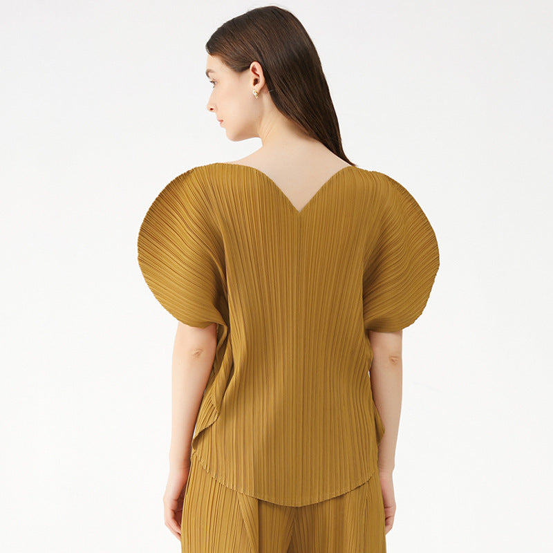 Tianpei summer new v-neck t-shirt women's Korean version temperament loose short-sleeved niche love pleated top women's