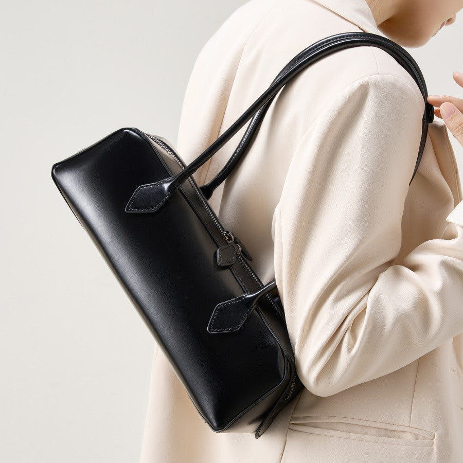 2025 niche design armpit bag large capacity versatile long baguette women's bag commuter cowhide handbag