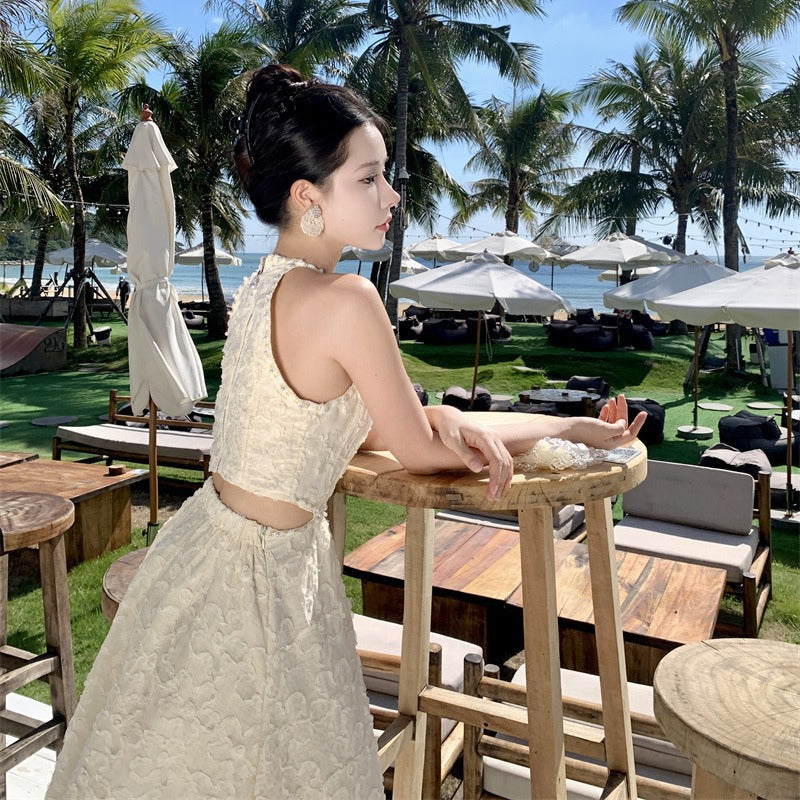 2025 neck sling dress women's summer high-end temperament showing thin waist long dress seaside vacation beach dress