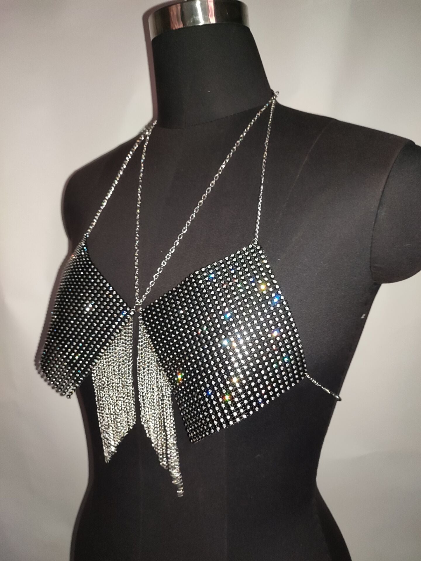 2025 MW3075 2025 vest rhinestone inlaid diamond cloth metal fringed chain pendant neck top small vest body chain