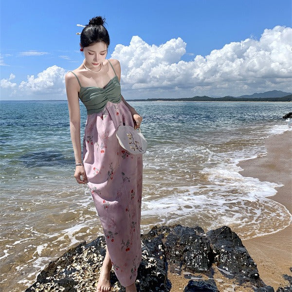 2025 Seaside vacation dress sweet small fresh age reducing splicing cherry floral dress photo beach dress suspender dress