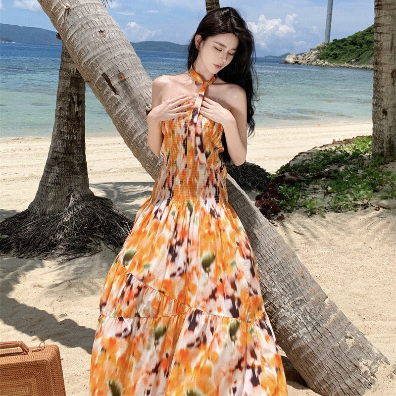 2025 Tube top dress women's summer niche printing waist and thin Sanya travel seaside vacation wind beach temperament long dress