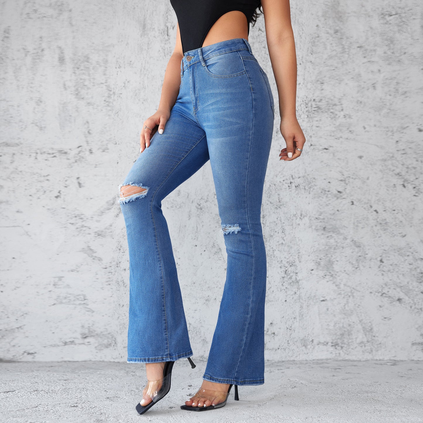 VAKKV 2025 New popular ripped micro-pull women's jeans slim-fitting and thin high-waisted elastic pants are in stock.