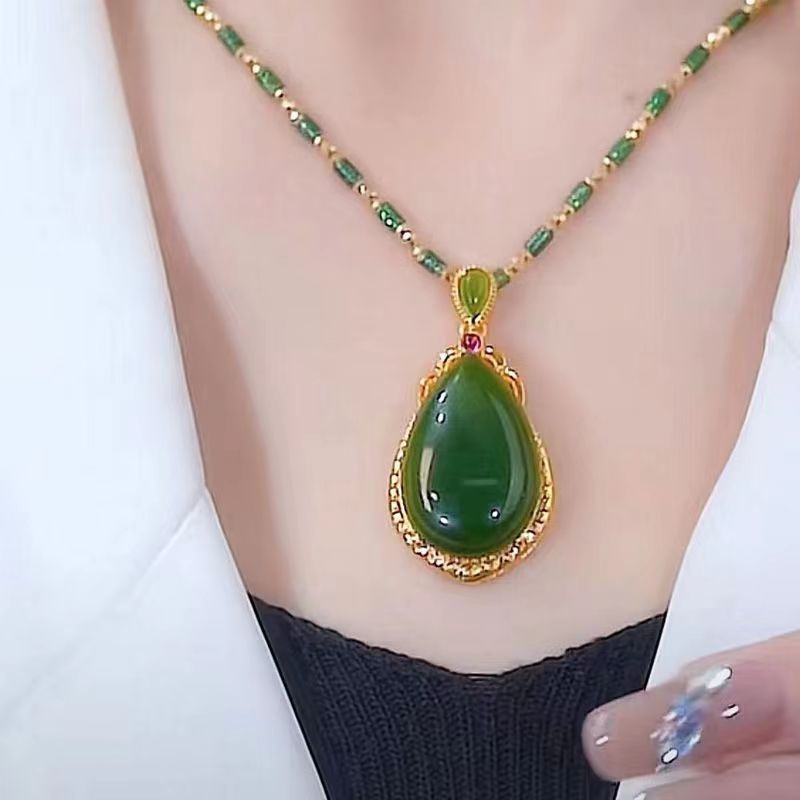 vakkv Best-Seller on Douyin Jasper Water Drop Pendant Gold Necklace for Women Retro Fashion Elegance Simple New Online Influencer Necklace Women