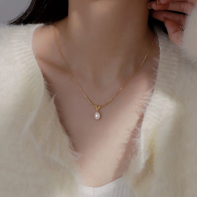 S925 Silver Light Luxury Necklace Versatile Trendy Clavicle Chain Female Butterfly Simple Niche High Sense Elegant Sweater Chain Ornament