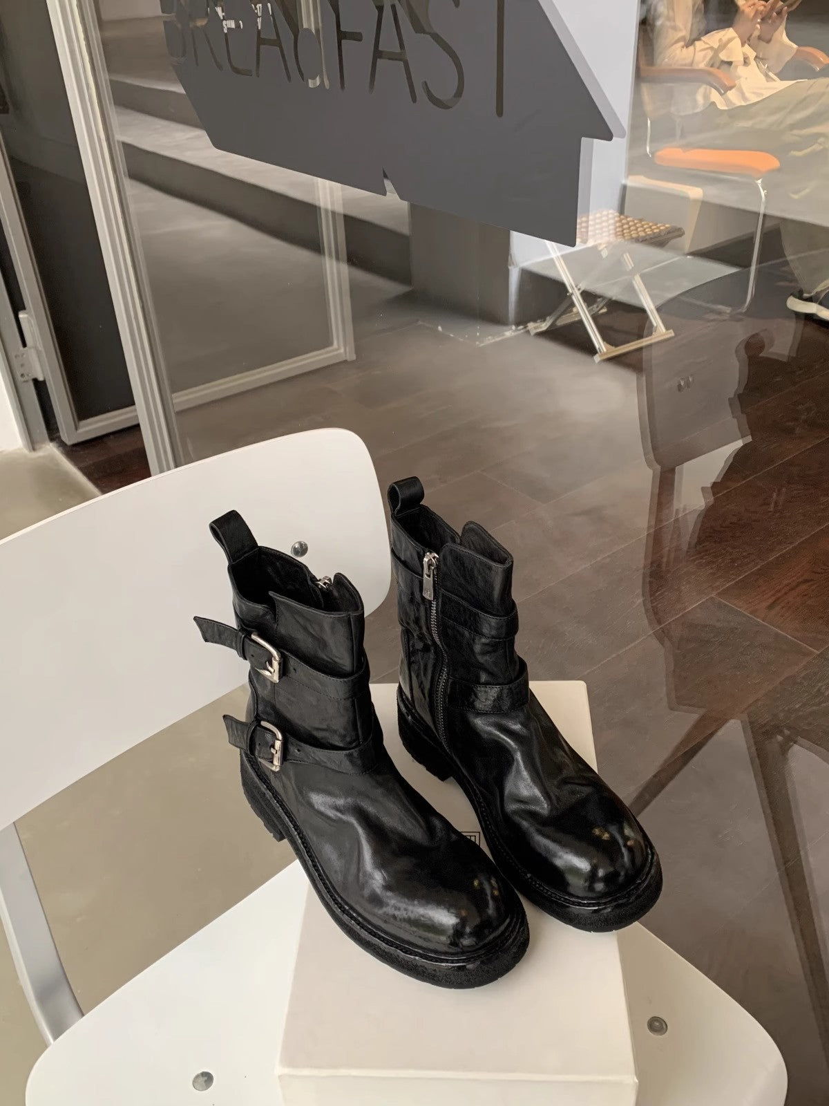 2025 Cowhide version~ Grape mother same shoes washed with shrinkage pattern cowhide belt buckle thick heel thick sole thin short boots autumn and winter