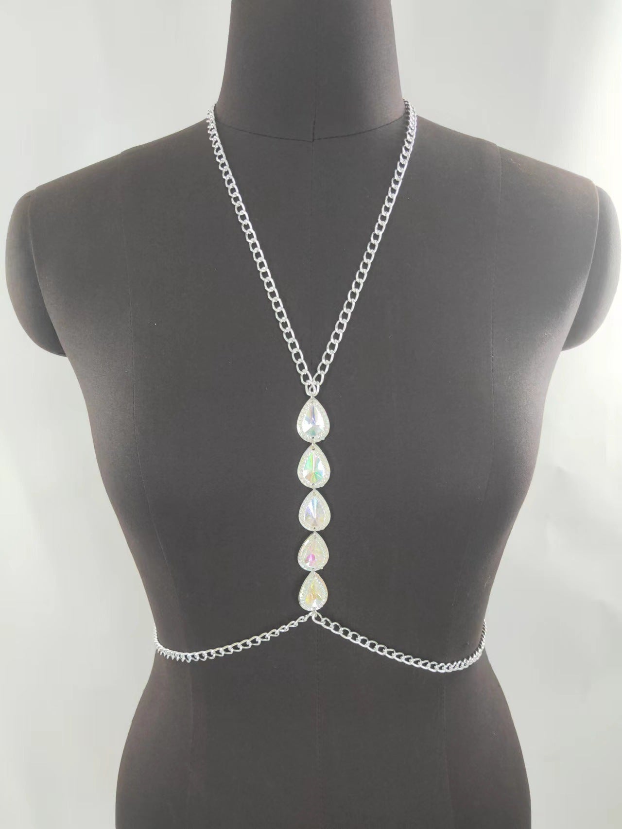 2025 MW3037 2025 vest fashion personality simple big gem crystal accessories connected neck small vest body chain