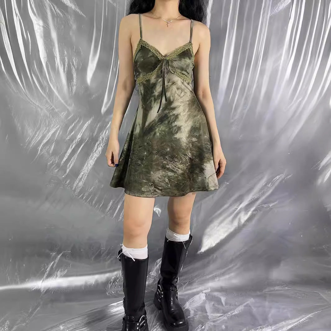 VAKKV 2025 AC136 New style, tie-dye lace, bow waist suspender V-neck Spice Girl Dress Dress Women