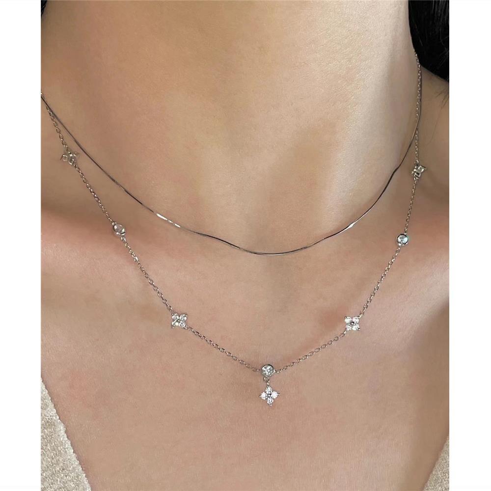 VAKKV Korean Style S925 Silver Lucky Four-Leaf Clover Necklace Cold Style High-Grade Clavicle Chain Long Temperamental Tassels Necklace Women