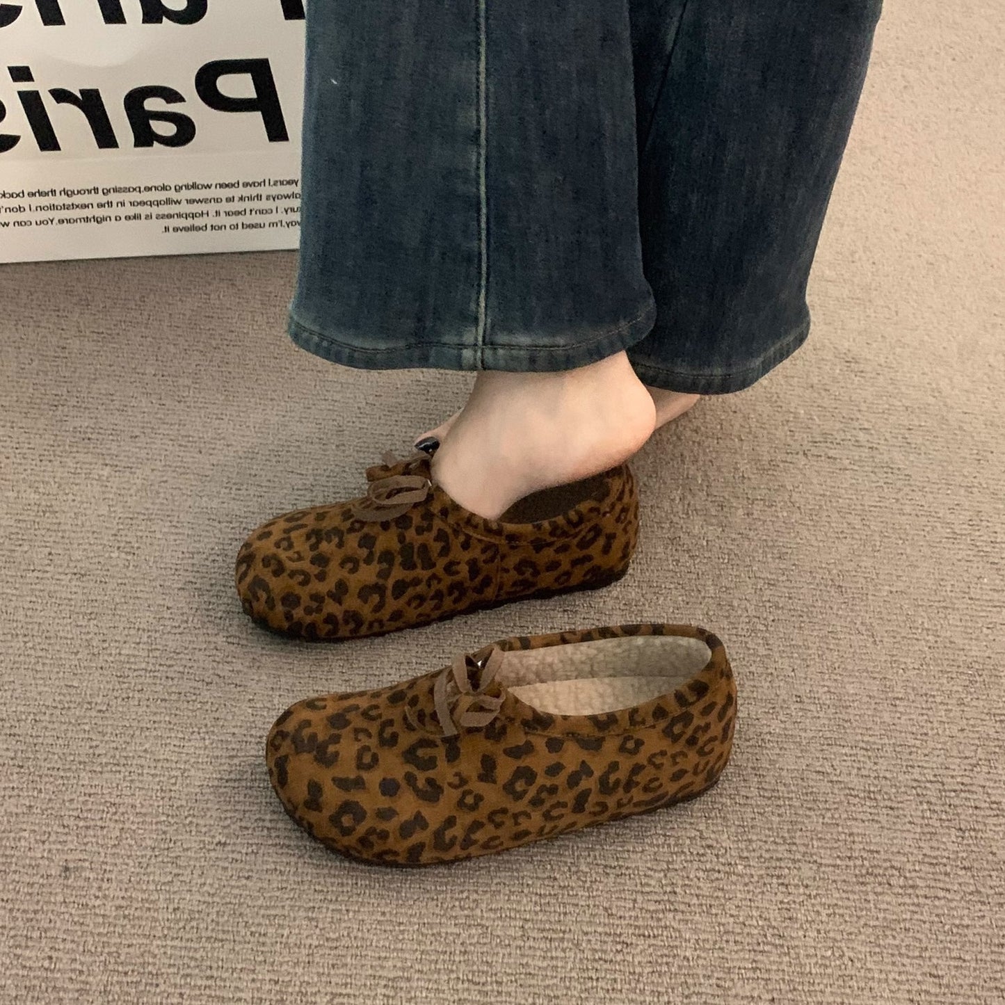 2025 In the evening wind, it increases in height, thick-soled leopard print and velvet Birkenstocks, and wears ugly and cute deep-mouth Doudou cotton shoes outside in autumn and winter