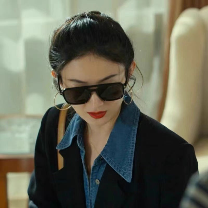 The wind blows in the middle of summer, Zhao Liying, the same blue denim shirt for women's 2025 spring and summer loose stacking shirts and tops