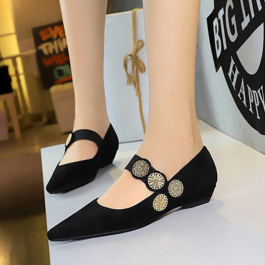 2025 3683-1K92 Retro style versatile wedge heel suede low heel metal decoration one word with shallow mouth pointed women's single shoes