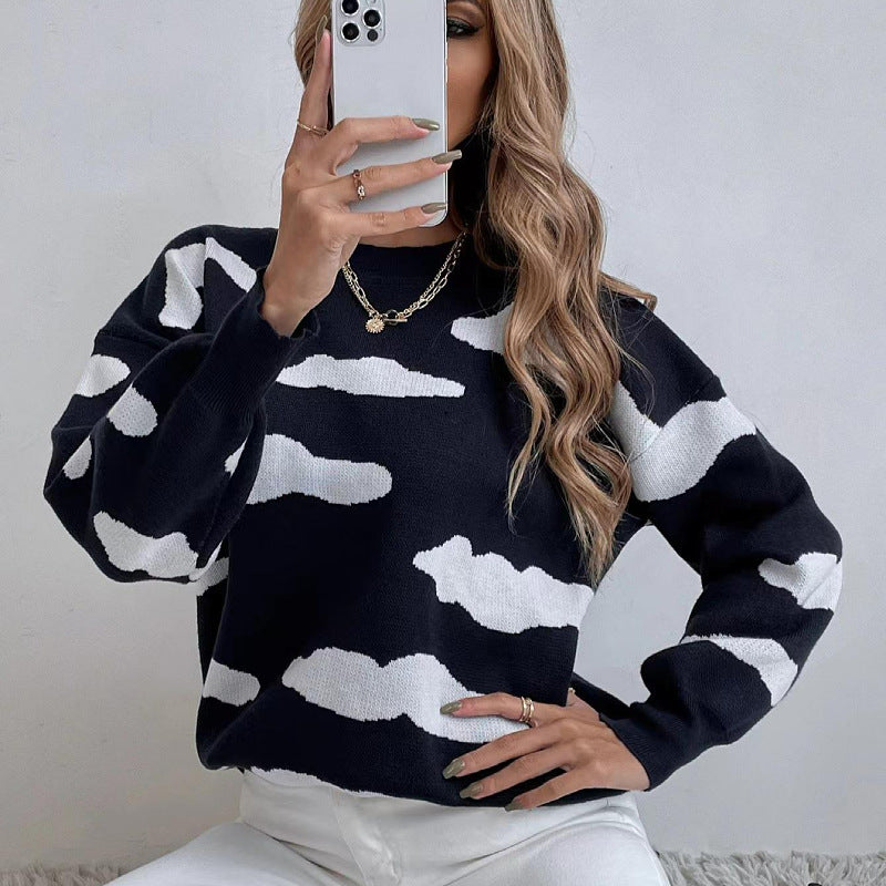 New fashion women's clothing autumn and winter long-sleeved round neck black and white contrasting color jacquard loose women's sweater knitted sweater women
