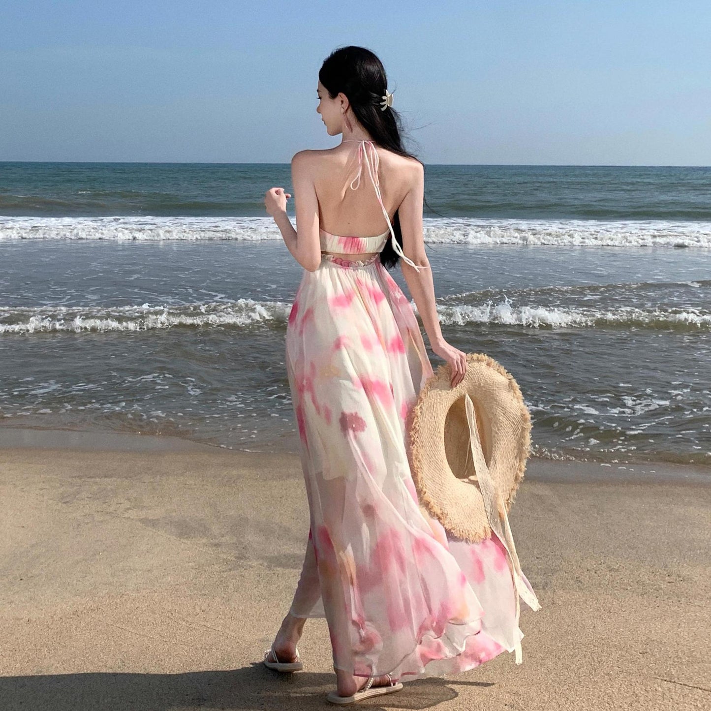 2025 super fairy suspender high sense three-dimensional flower neck holiday style dress temperament elegant backless light dress
