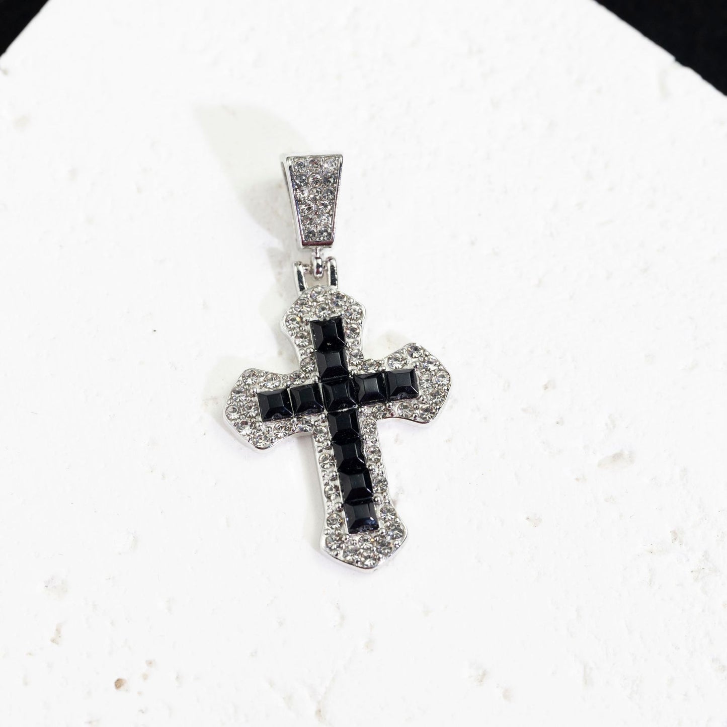 Cross-Border HOTan and NEWn Diamond Cross Necklace New Zircon Pendant Hip Hop Trend Personality Sweater Chain Ornament