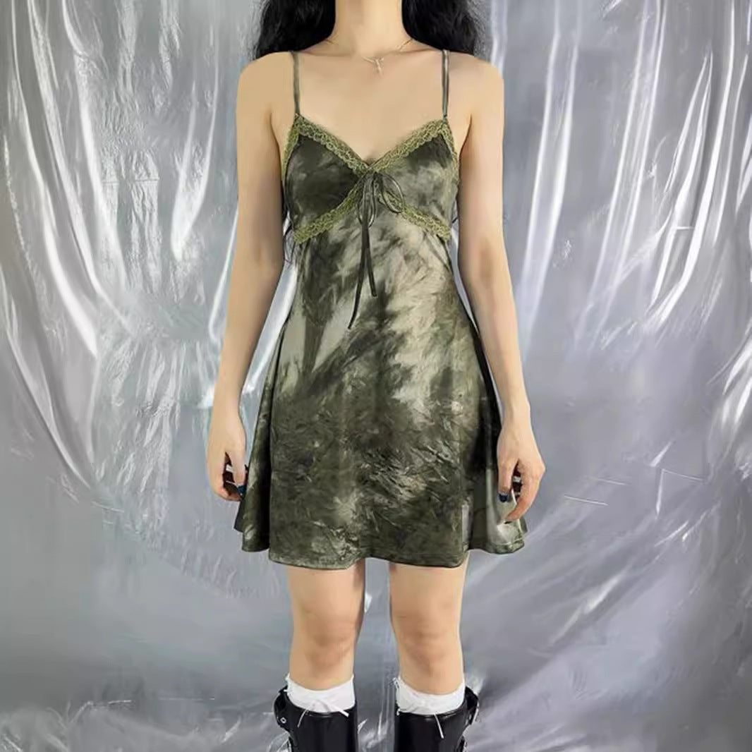 VAKKV 2025 AC136 New style, tie-dye lace, bow waist suspender V-neck Spice Girl Dress Dress Women