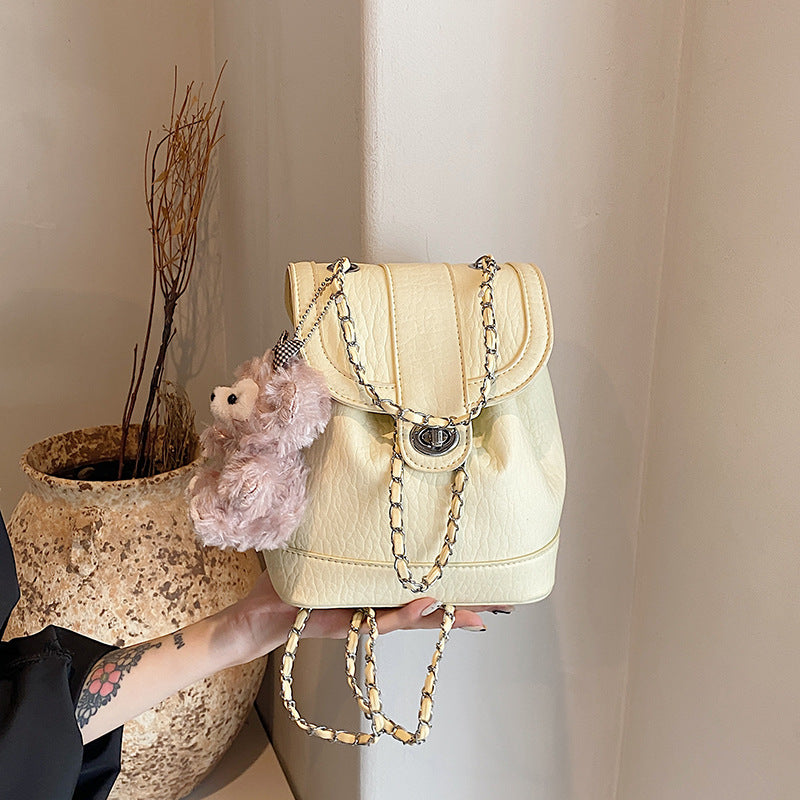 VAKKV 2025 Chain backpack women's fashion niche design popular new street trend Korean version of leisure bucket travel backpack