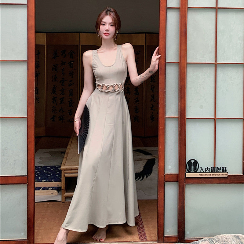 2025 V-neck waist-exposed empty sexy vest dress women's high-end sense summer new large skirt floor-mopping dress