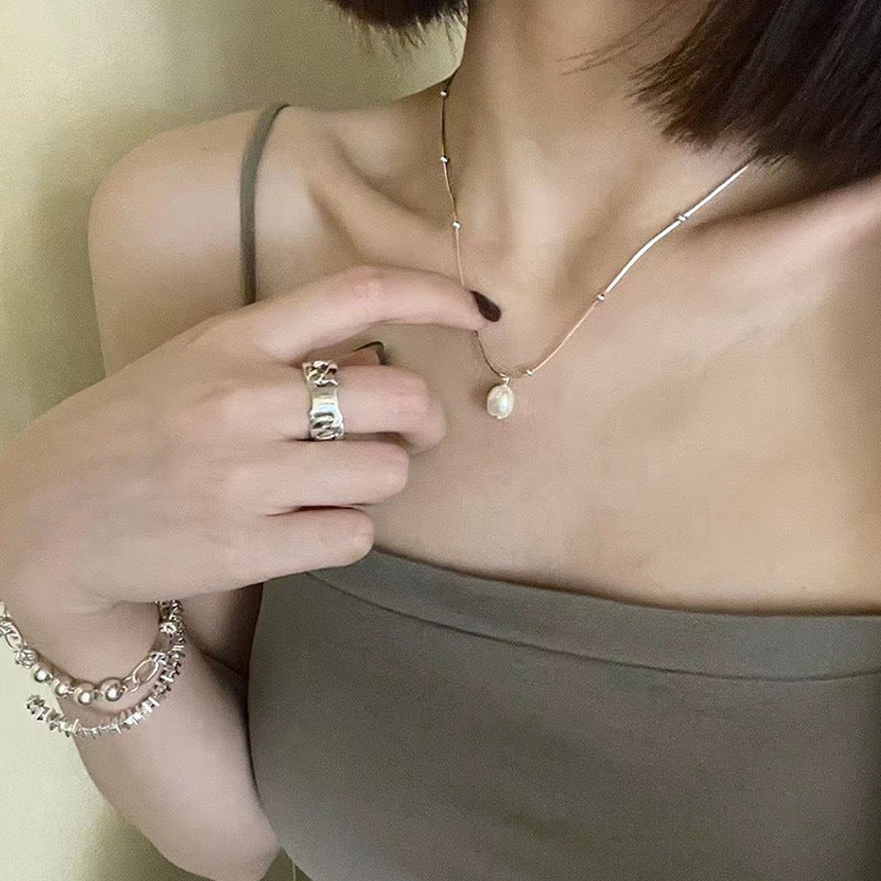 Ni Ni Same Style Pearl Necklace for Women Light Luxury Temperament High-Grade Clavicle Chain New Popular Niche Necklace