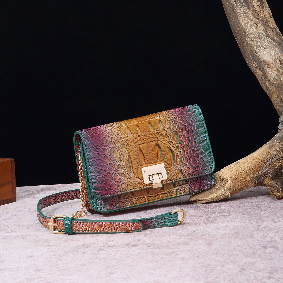 VAKKV Popular, 2025, New Middle East for New Crossbody One Shoulder Retro Women's Bag Multi-colored Crocodile Pattern Brahman