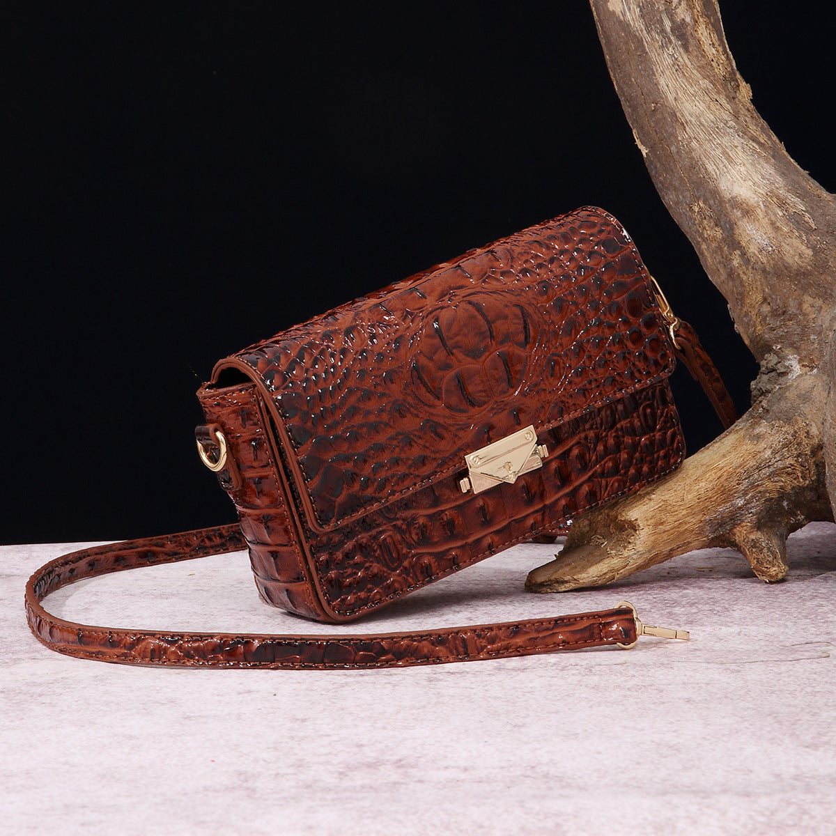VAKKV Popular, 2025 and the Middle East for New independent station crossbody shoulder retro women's bag multi-colored crocodile pattern Brahman