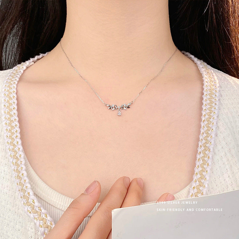 vakkv Aobao S999 Pure Silver Exquisite Leaf Water Drop Zircon Necklace Women's Light Luxury High-Grade Sense for Girlfriend Clavicle Chain for Delivery
