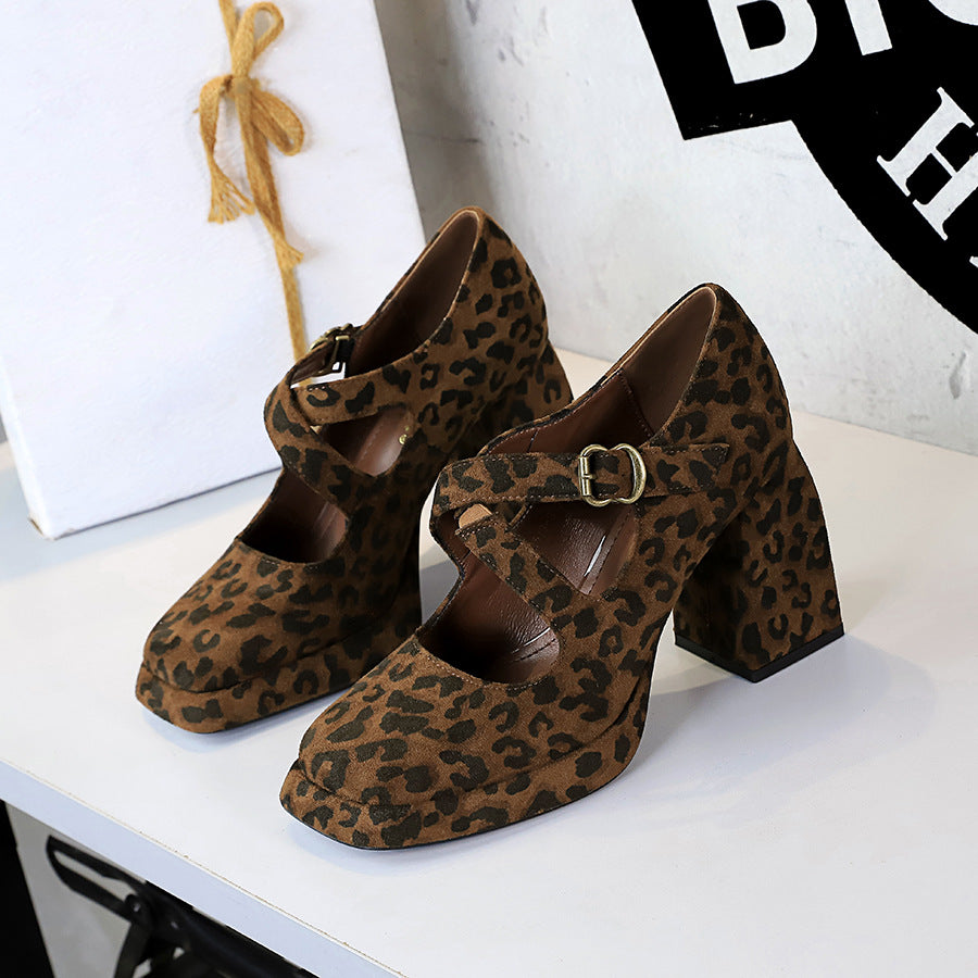 VAKKV 2025 9613-8 retro women's shoes thick heel high heel waterproof table shallow mouth square head cross with suede leopard print single shoes