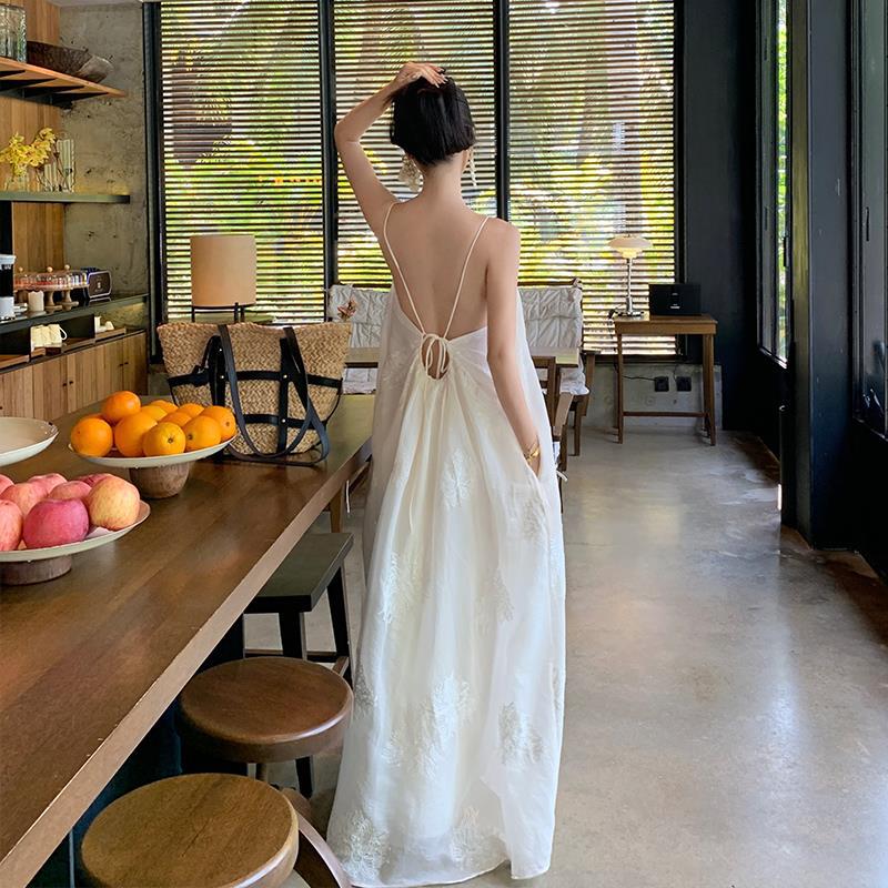 2025 New Chinese three-dimensional embroidery gentle wind elegant fairy suspender dress summer seaside vacation backless long skirt