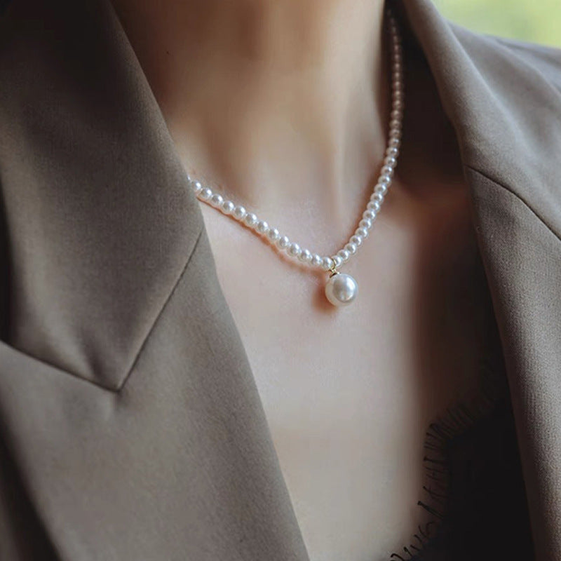 Ni Ni Same Style Pearl Necklace for Women Light Luxury Temperament High-Grade Clavicle Chain New Popular Niche Necklace