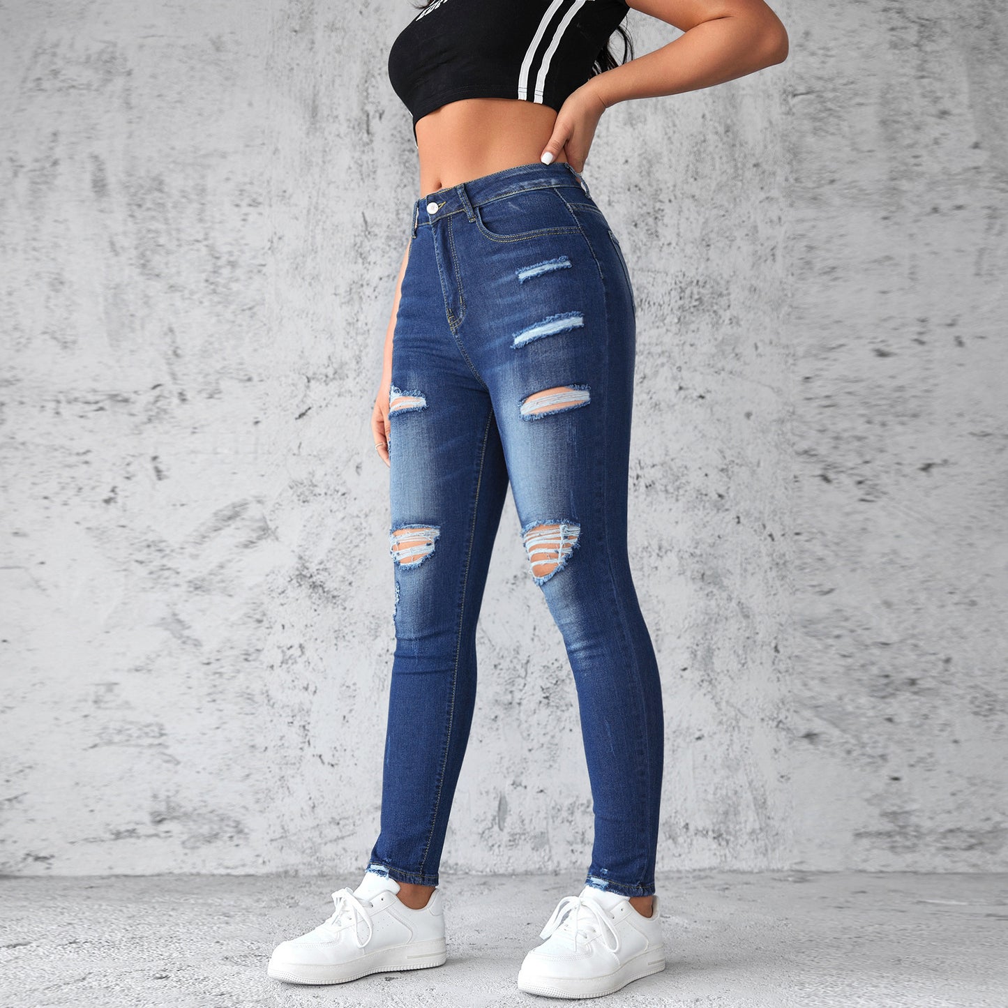 VAKKV Factory direct sales popular 2025 New elastic ripped jeans female slim hip lift high waist washed trousers spot