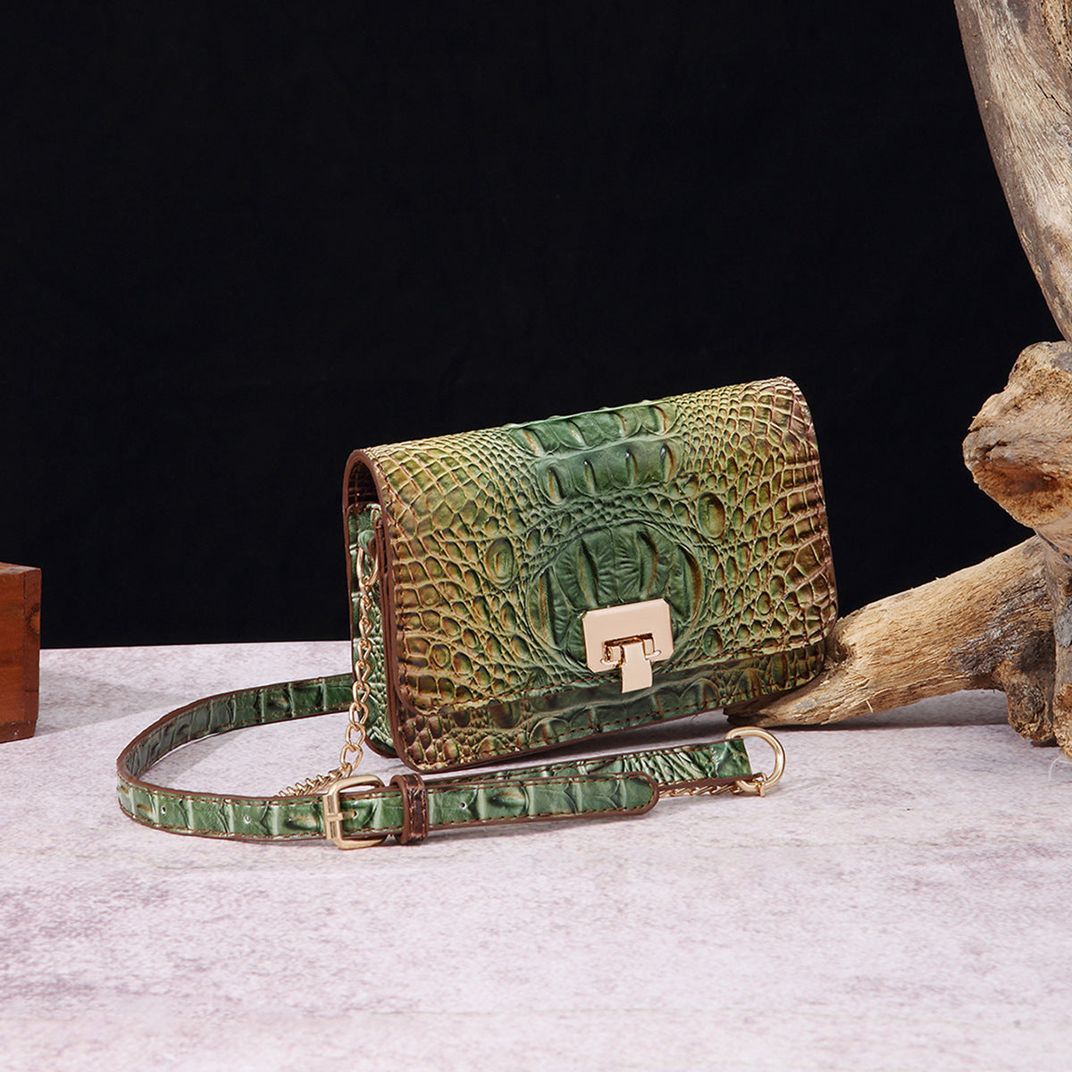 VAKKV Popular, 2025, New Middle East for New Crossbody One Shoulder Retro Women's Bag Multi-colored Crocodile Pattern Brahman