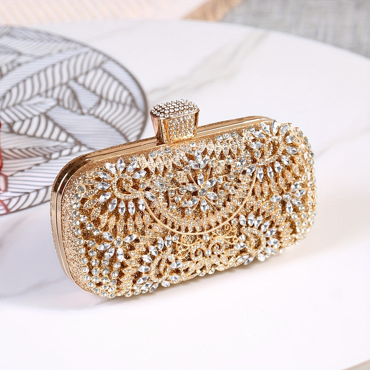 Elegant Hollow Rhinestone Flower Clutch: Fade-Resistant, Versatile Evening Bag with Buckle Closure for All Occasions