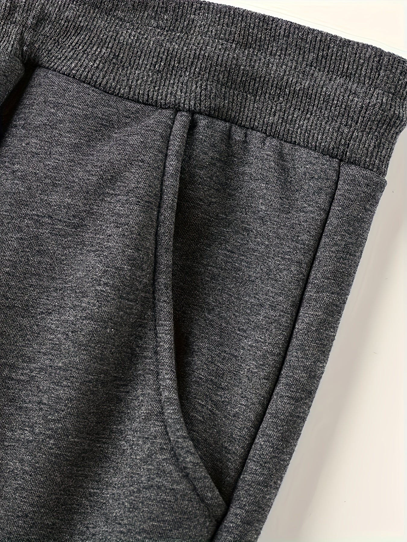 Plus Size Men's Comfortable Sports Casual Pants - Oversized Fashionable Design, Stretchy Fabric, Multiple Pockets, Perfect for Fall and Winter Seasons - Men's Clothing for Everyday Wear