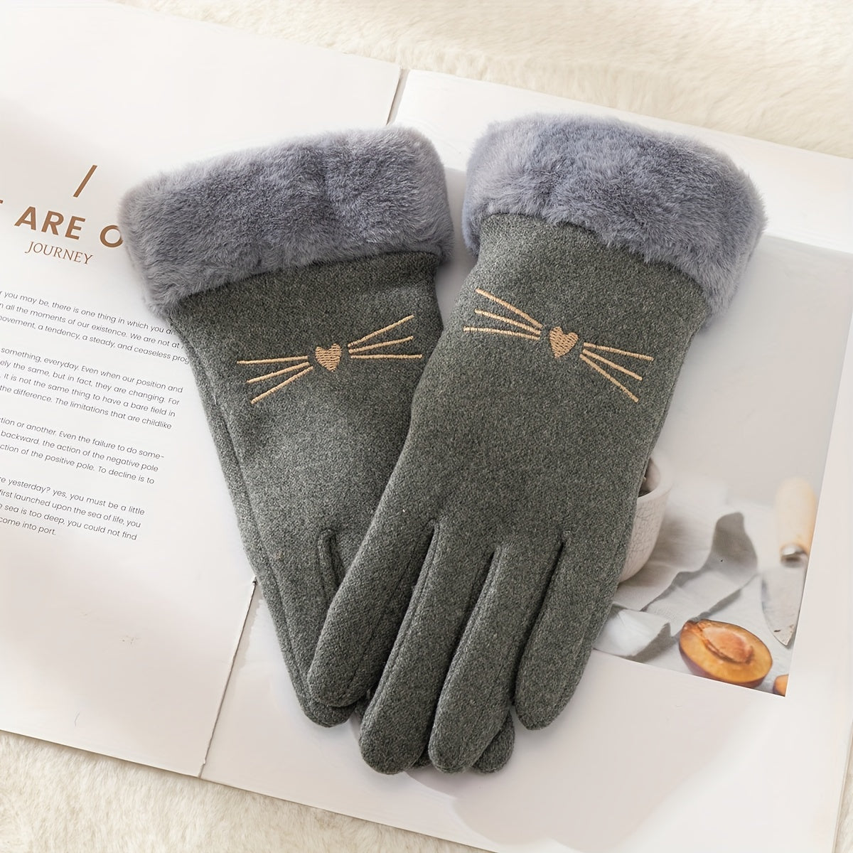 Cozy Women's Suede Gloves with Cute Cat Design - Warm Fleece-Lined Winter Gloves with Plush Cuffs, Touchscreen Compatible & Windproof