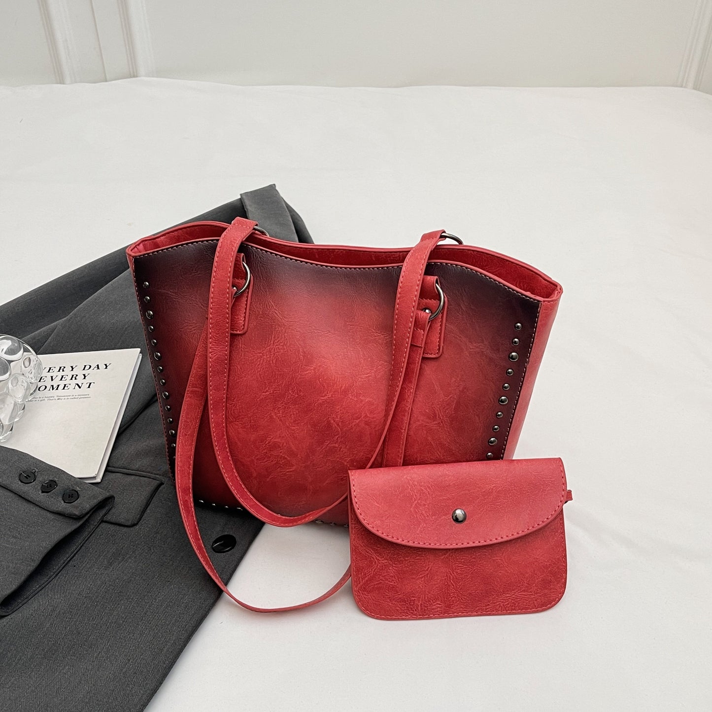 Women's Fashion Tote Bag with Rivet Detailing, Large Capacity Shoulder Handbag, PU Leather with Zipper Closure, Edge Painted, Multipurpose for Work and Daily Use