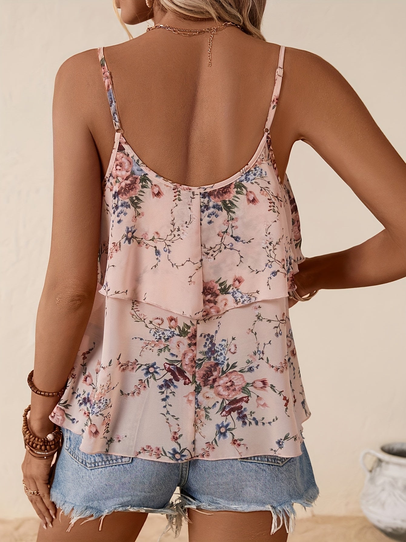 Charming Floral Print Cami Top - Lightweight & Flowy Layered Hem for Summer Elegance - Trendy Womens Sleeveless Fashion
